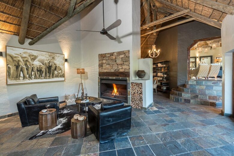Hotel Inzolo Exclusive Game Lodge