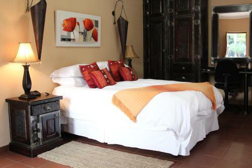 Hostal Micasa Sucasa Guesthouse