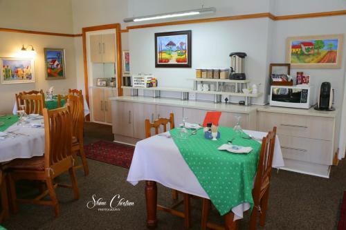 Hostal Twins Guesthouse