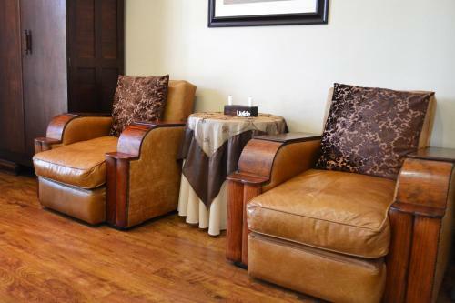 Hostal 96 On Bree Guesthouse