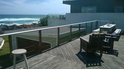 Villa Sailaway Beach House