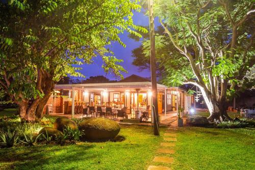 Biweda Nguni Lodge And B&B