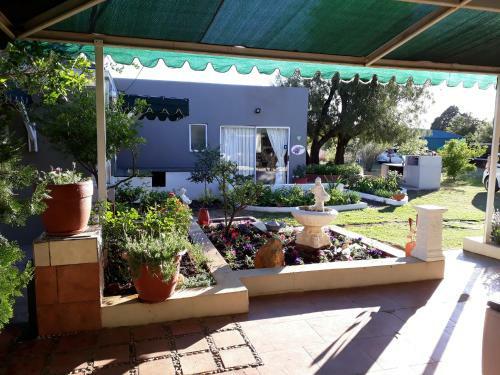 Hostal Jasmine Cottage