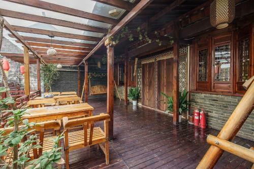 Guanshuiyi River Side Apartment