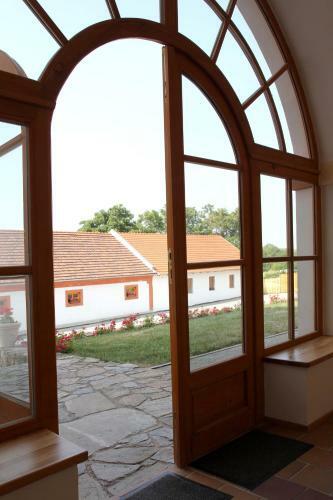 Hostal Z�mek Libou?