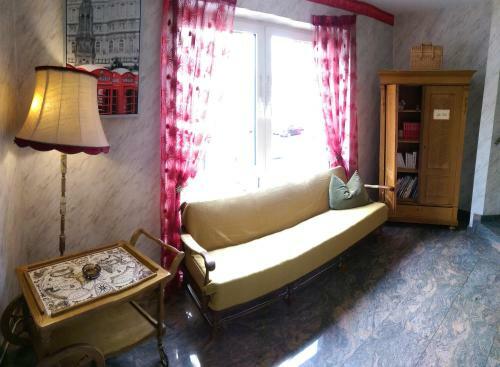 Hostal Hotel Garni Schmid
