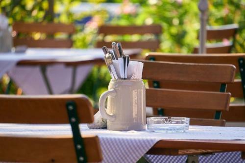 Hostal Hotel Gasthof Zur Post