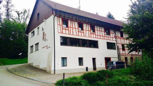 Hostal Guesthouse Nackerm�hle