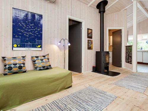 Five-bedroom Holiday Home In Juelsminde 1