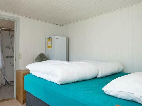 One-bedroom Holiday Home In Bjert 2