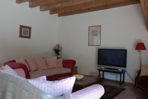 The Cottage, Clos Des Archers