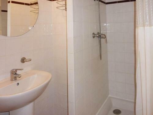 Apartment La Combe D Or