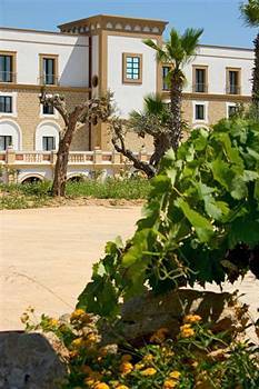 Hotel Baglio Basile