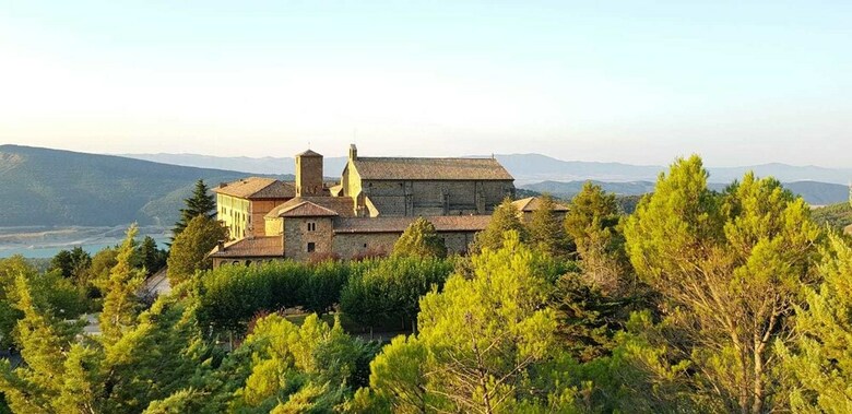 Hotel Monasterio De Leyre