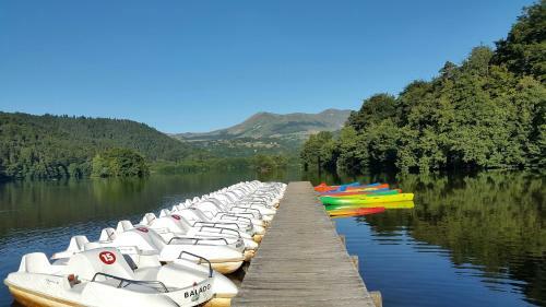 Camping Domaine Du Lac Chambon