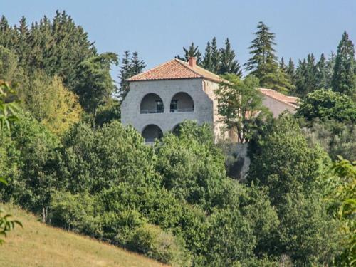 Pleasant Holiday Home In Saint-maurin With Garden