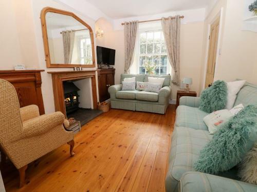 4 Caled Ffrwd, Caernarfon