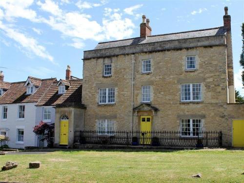Horsebrook House Apartment, Calne