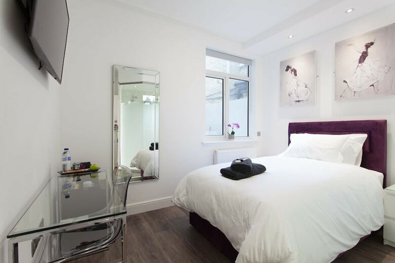 Hostal The Orlando