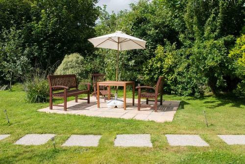 Orchard View