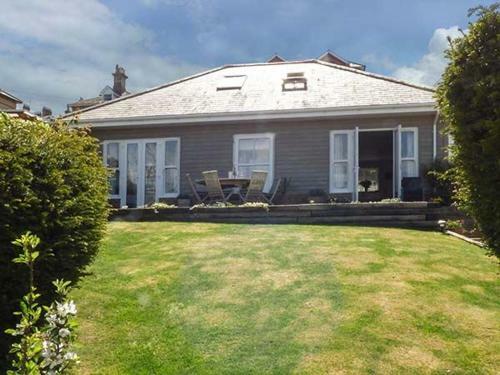 Carlton Cottage