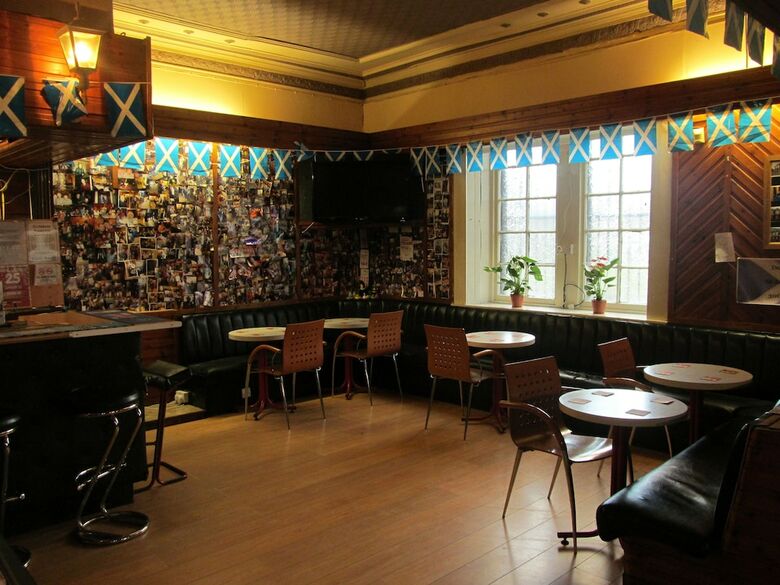 Douglas Hotel