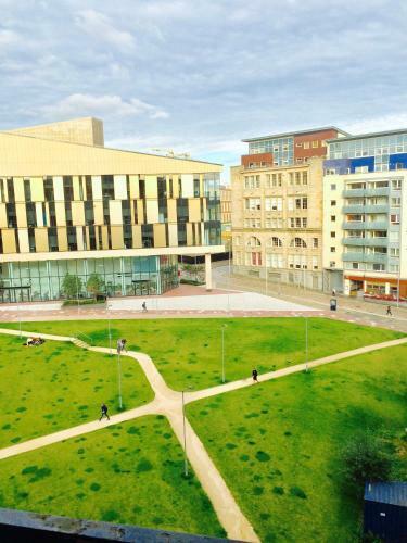Apartamentos Glasgow City Center Flat With Parking