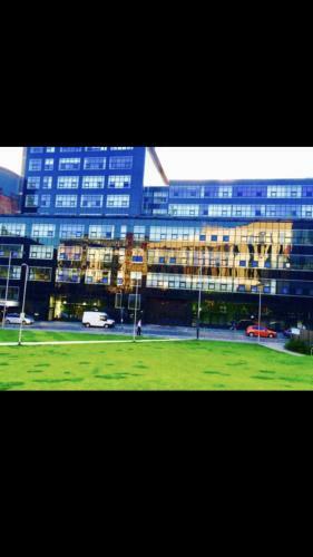 Apartamentos Glasgow City Center Flat With Parking