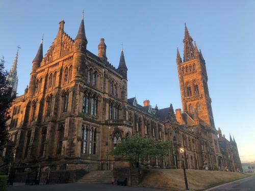 Anchored - Unique Apartment In Glasgow's West End