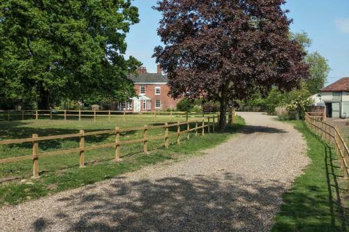Lingwood Hall