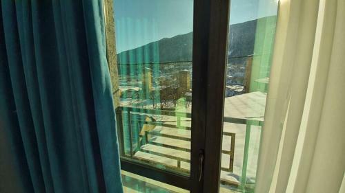 Hostal Mestia 4 Season