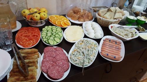 Hostal Mestia 4 Season