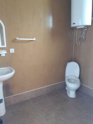 Hostal Guest House Adelina
