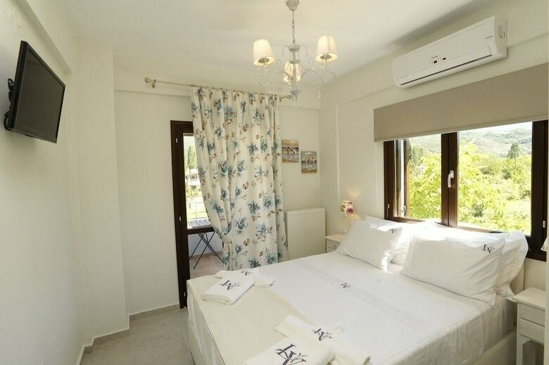 Levantes Villas