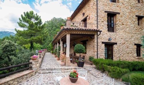 Hotel De Monta�a Cueva Ahumada
