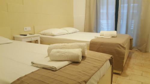 Hotel Enalio Rooms