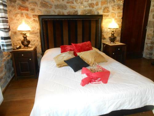 Hostal Oihalia Guesthouse