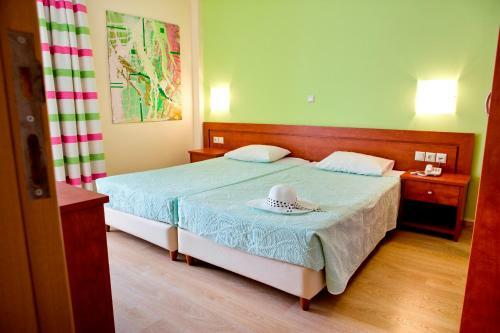Delphi Beach Hotel