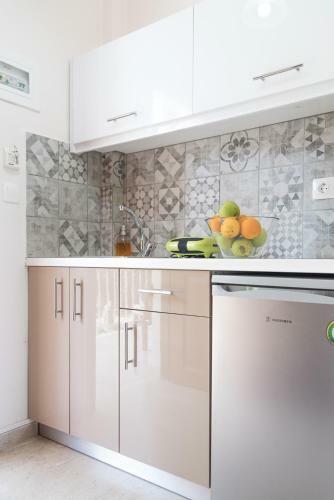 Apartamento Nikos & Vivi Studios
