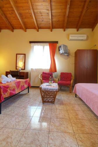 Posada Kelari Studios