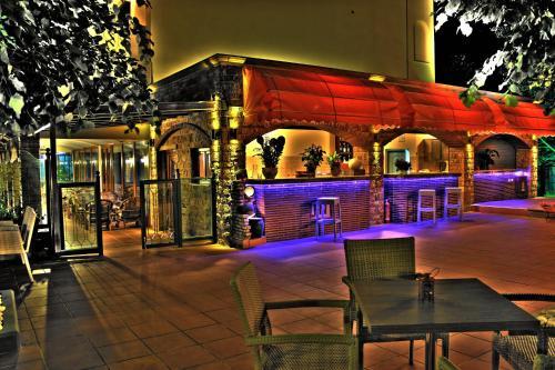 Nefeli Hotel