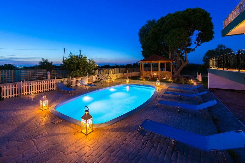 Villas Marianna