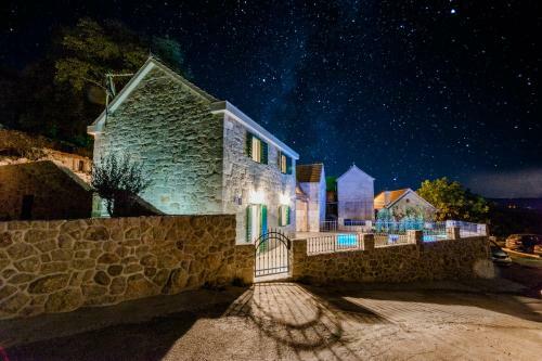 Holiday Home Rustic