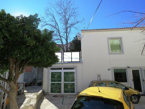 Apartment In Center