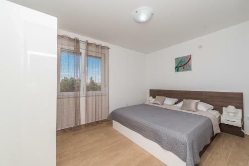 Apartamento Andy 2 Modern & Centrally Ap With A Pool
