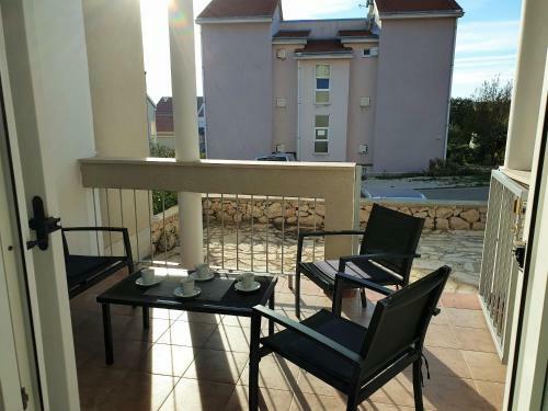 Apartments Gala Novalja