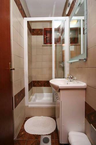 Apartments Seni