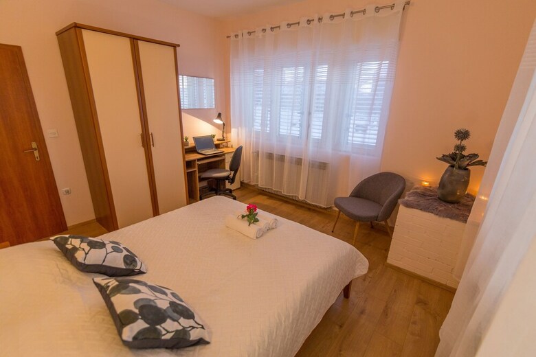 Holiday Home Mirela