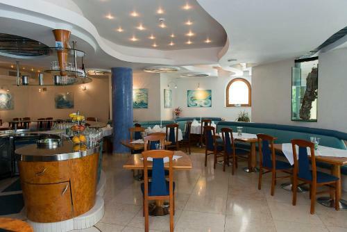 Hostal Pansion Maestral