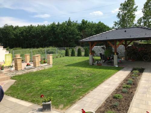 Hostal Gy?ri Vend�gh�z